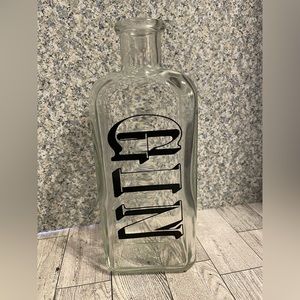 Vintage *EMPTY* T.C.W. Co. GIN Bottle / Decanter Without Cork  9-3/4" Tall